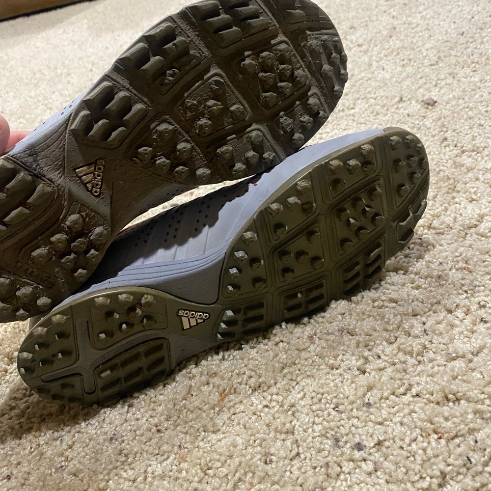 Adidas womens golf shoes.- 8 1/2 - Picture 5 of 6